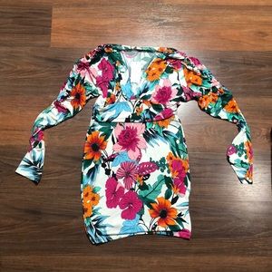 Long sleeve floral